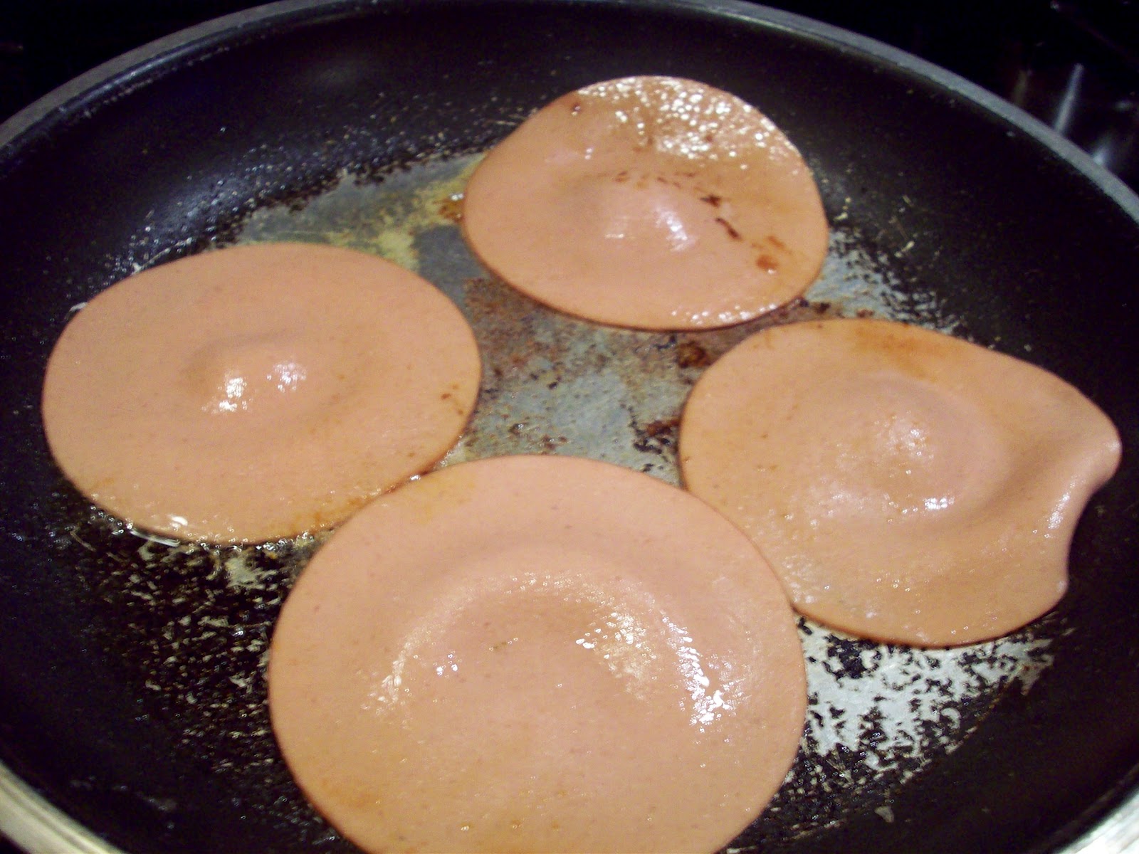 Spaghetti and Gravy Fried Bologna Sandwiches