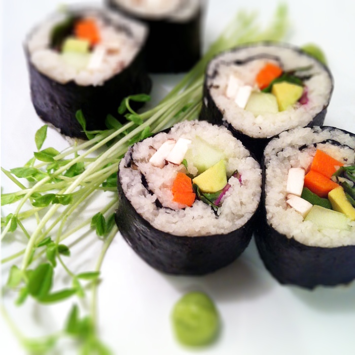 A Simply Raw Life RAW VEGAN VEGETABLE SUSHI ROLL