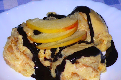 Almás-karamellás krémes (Halvár, Budapest)