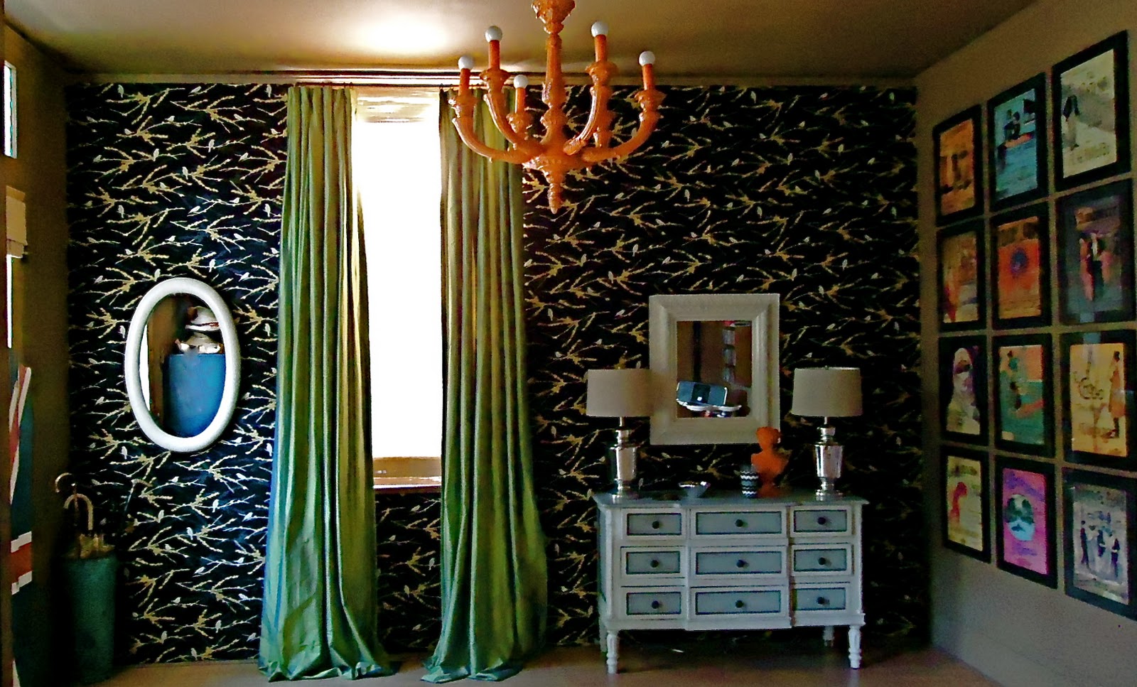 * T h e * V i s u a l * V a m p * Fabric Covered Walls