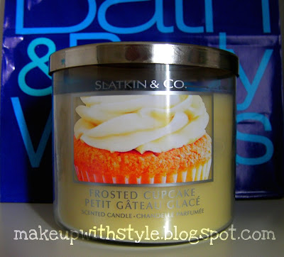 "Frosted Cupcake candle"