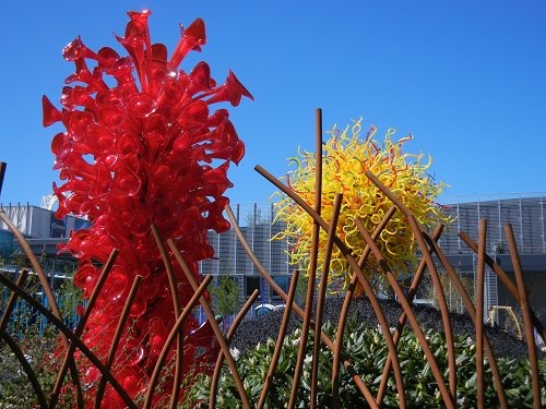 NEW GLASS AREA AT SEATTLE CENTER ALMOST OPEN