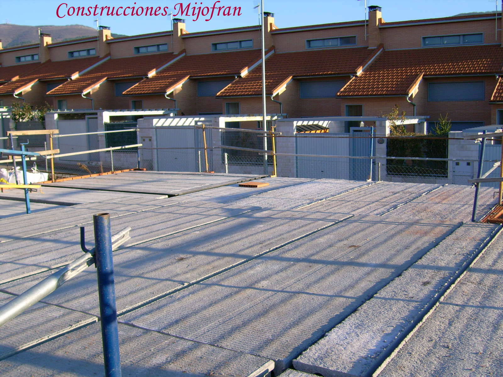 CONSTRUCCIONES MIJOFRAN S.L.: abril 2013