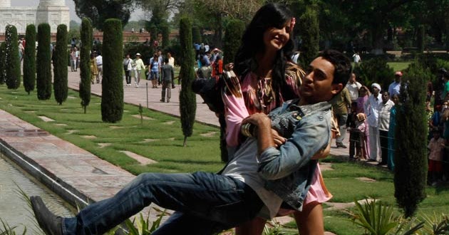 Music N More All On Board Choomantar Lyrics Mere Brother Ki Dulhan music n more all on board