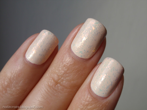 notd golden unicorn in ivory skies