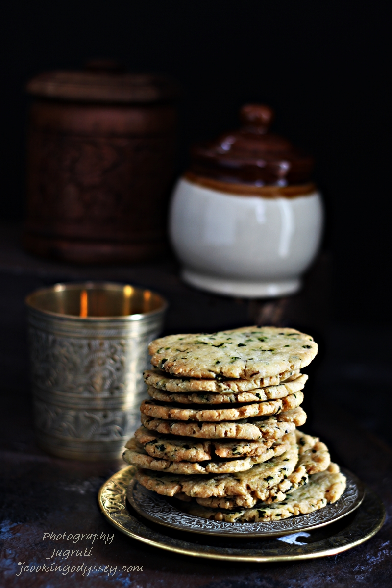 Methi Farsi Puri J Cooking Odyssey