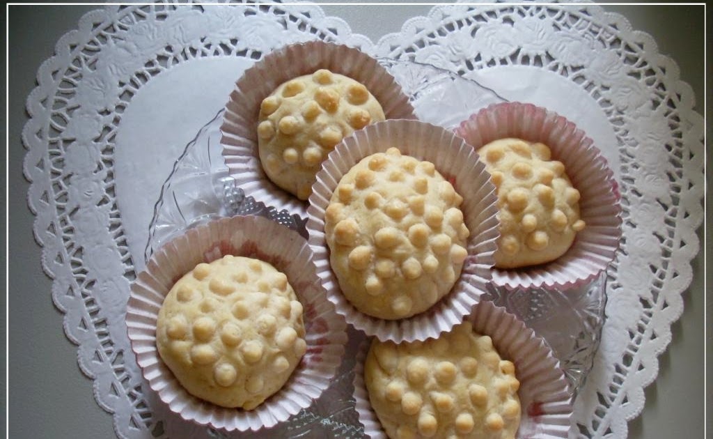 Beyaz Damla Çikolatalı Kurabiye ve Çokokremli Kurabiye