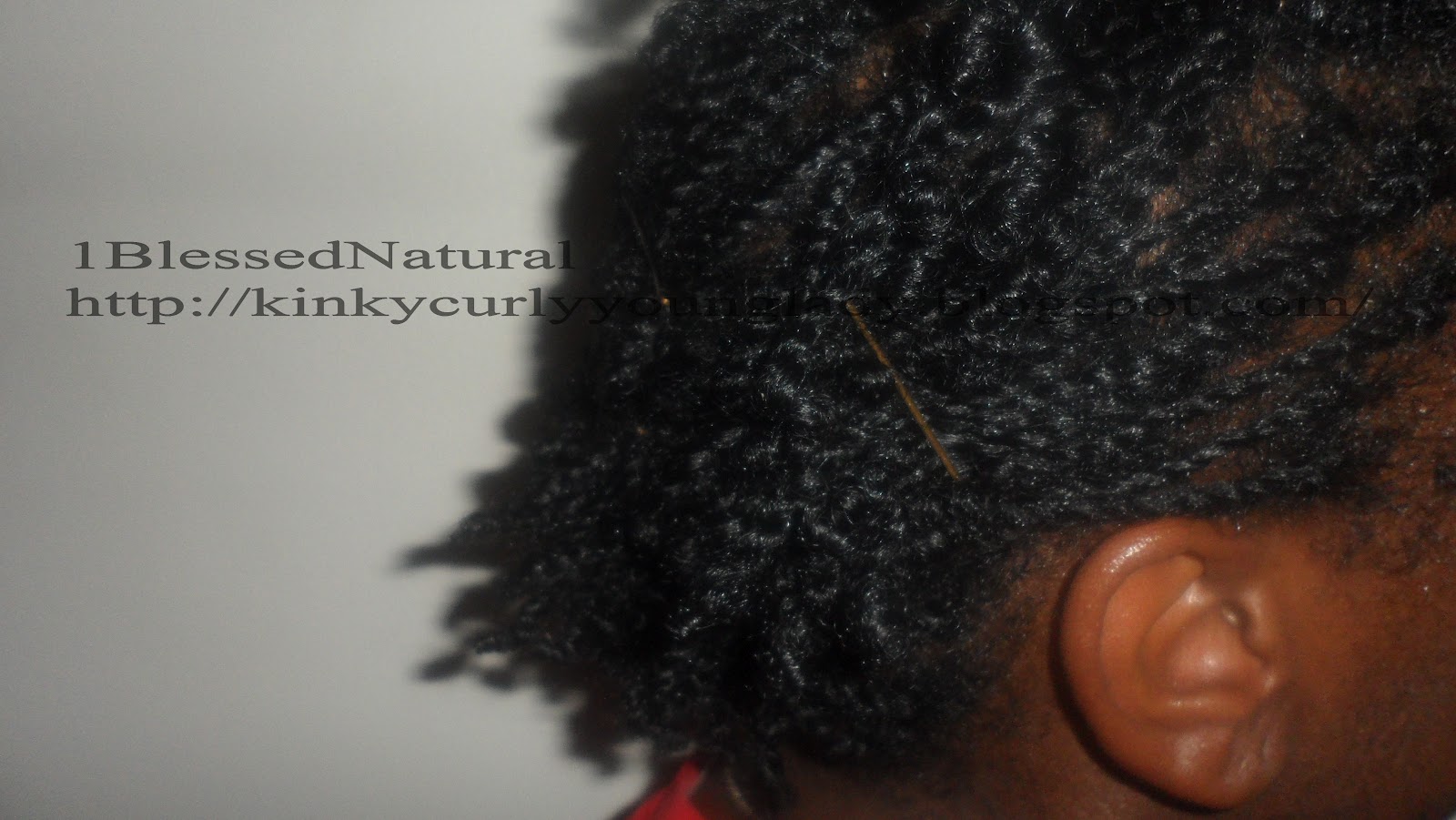 How to Stretch Your Mini Twists With Bobby Pins