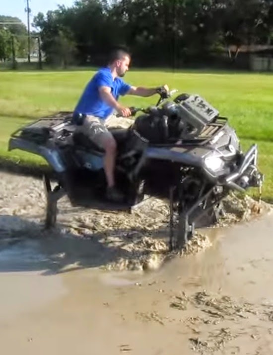 Biggest ATV in the world goes through our pit Art'einsky