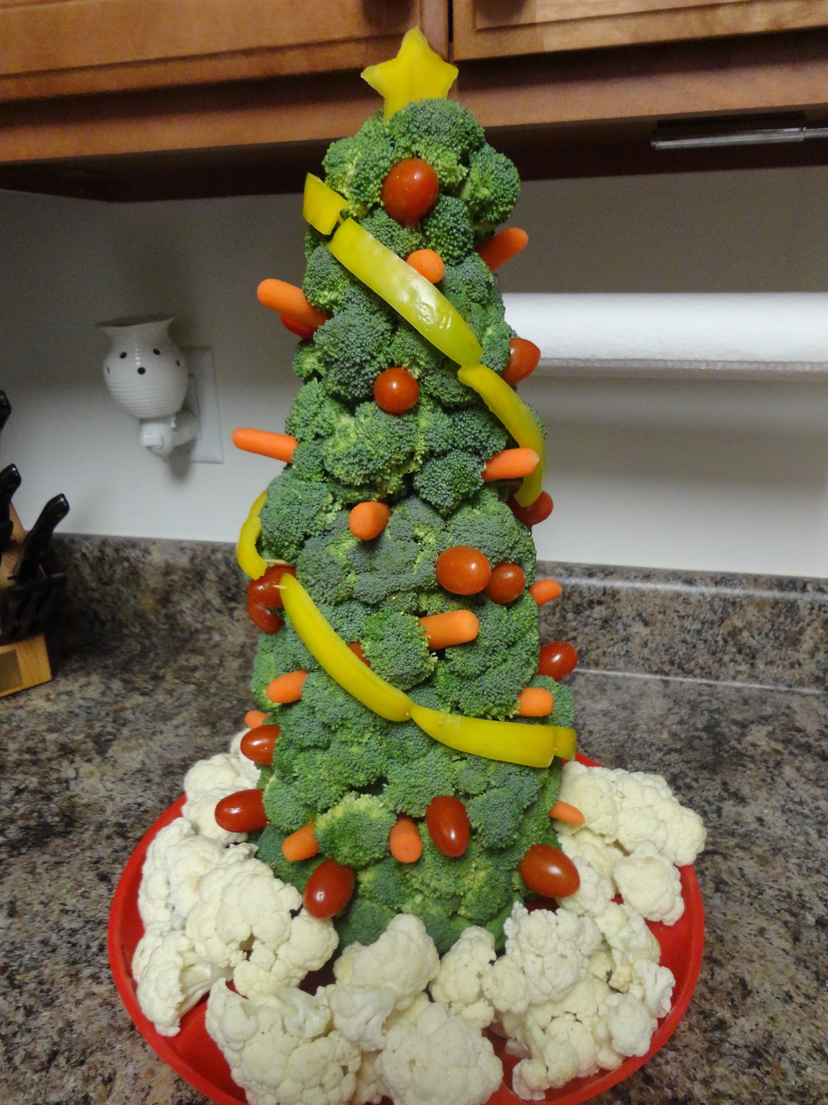 Spark and All Veggie Christmas Tree
