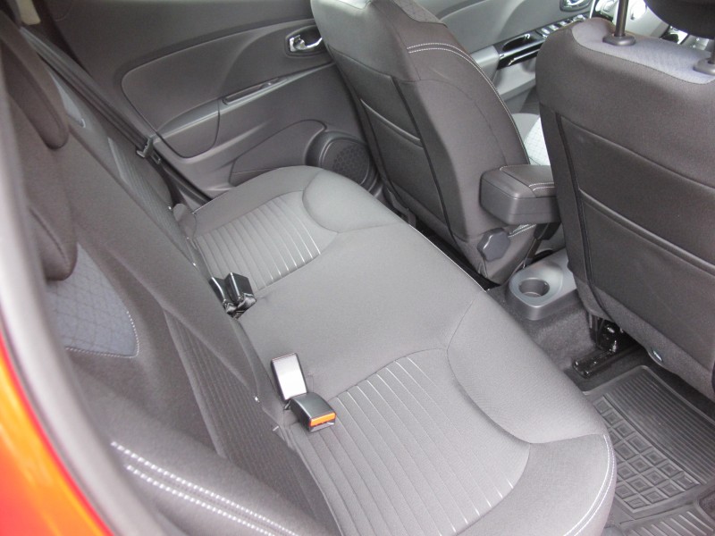 farkli otomobiller hakkinda farkli testler ve yorumlar blogger