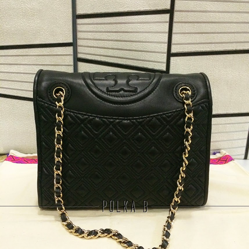 tory burch fleming medium size