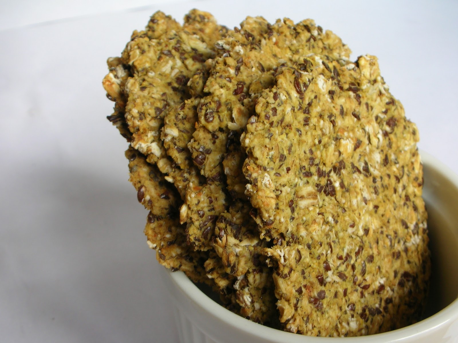 Easily Good Eats Flax Seed Oat Crackers Recipe