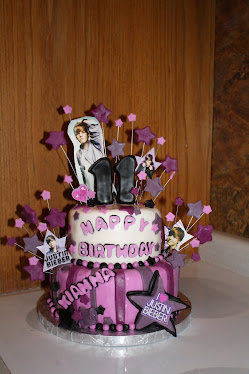 Justin Bieber Birthday Cake on Cake Justin Bieber Cake 2 Cars Theme 3rd Birthday Justin Bieber Cake