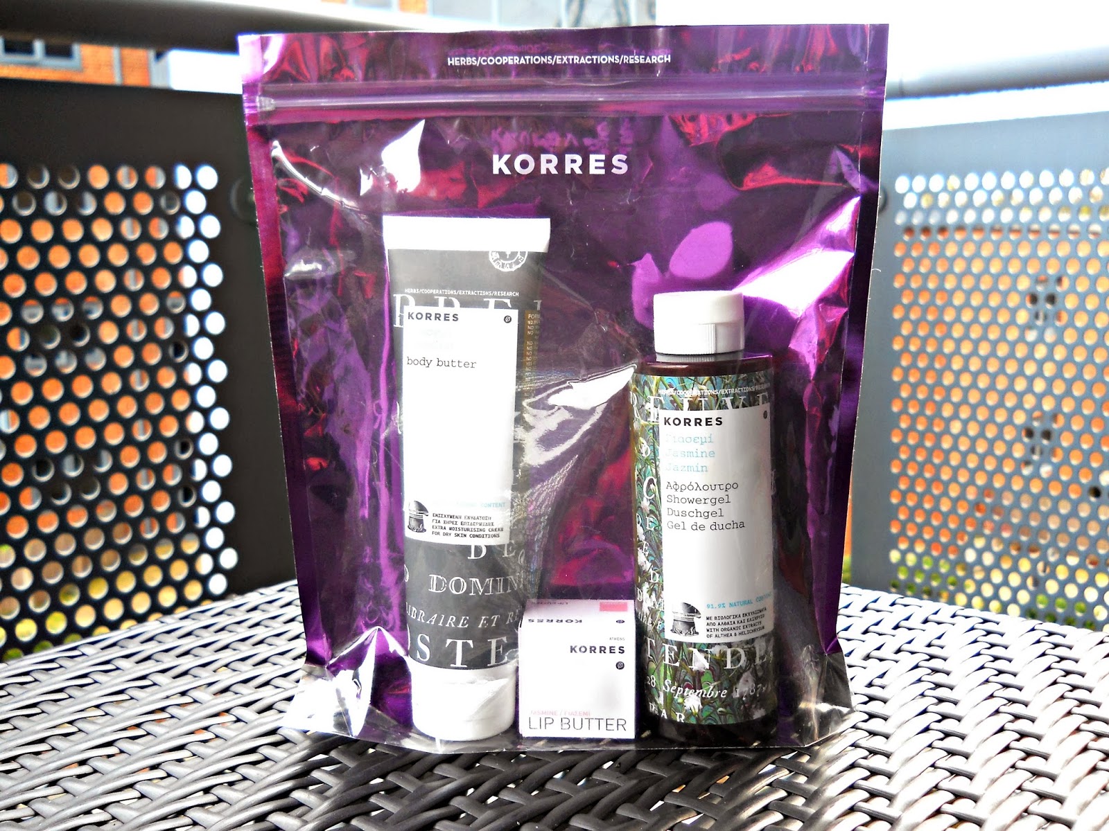 FashStyleLiv Korres Jasmine Gift Set Review (Body Butter, Shower Gel