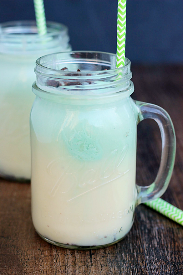 Mint Chocolate Chip Eggnog Float Whats Cooking Love?
