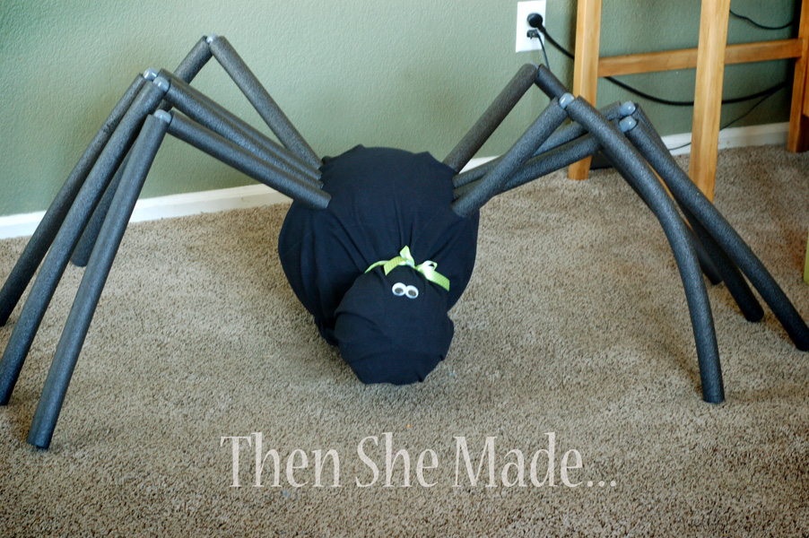 Minimalist Diy Giant Spider New Decorating Ideas