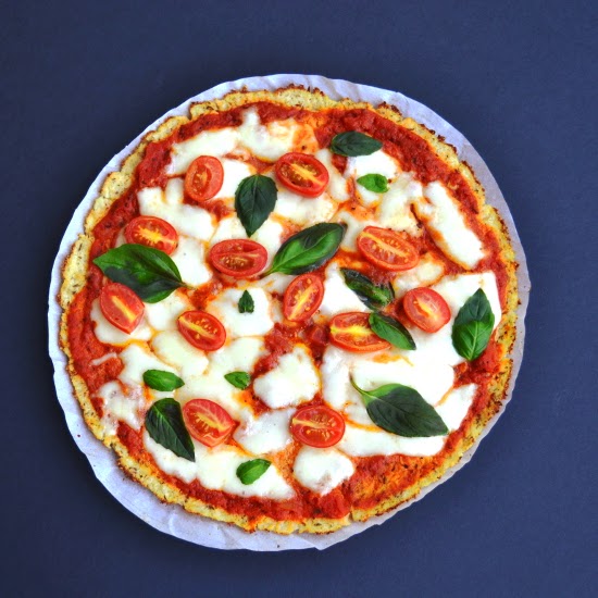 Cauliflower Crust Pizza...Eggless Crust! Forks N Knives