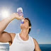 بالفيديو.. شرب الماء أثناء الأكل يؤدي لعسر الهضم  