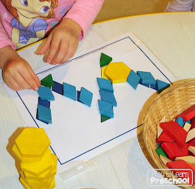 Play to Learn Preschool: Spelling our Names