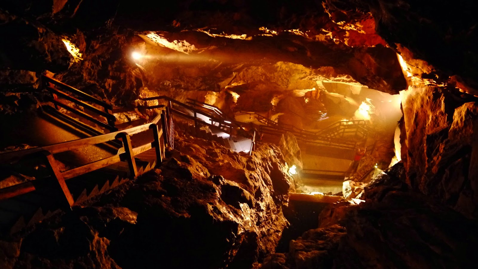 WORLD OF INFORMATION 11 Amazing Deepest Caves On Earth You Must see