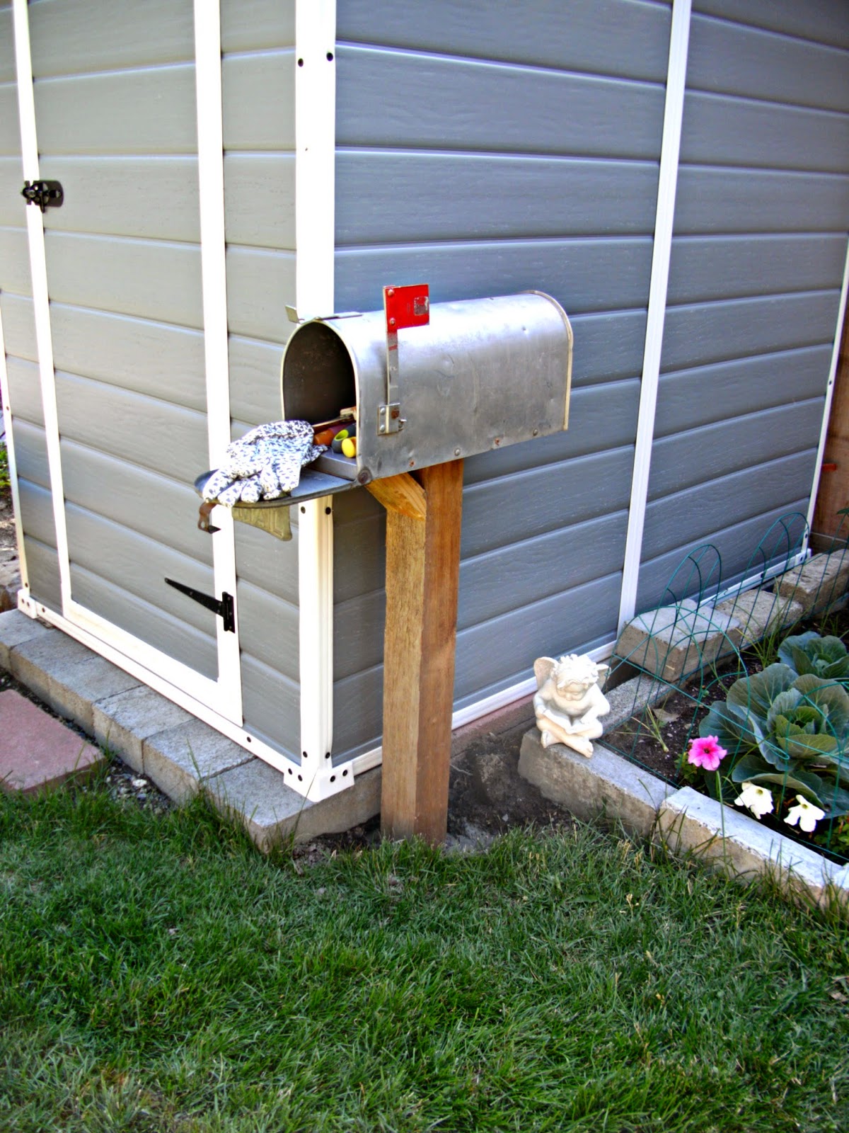 Mailbox Garden Tool Storage Weekend Yard Work Series Little Vintage