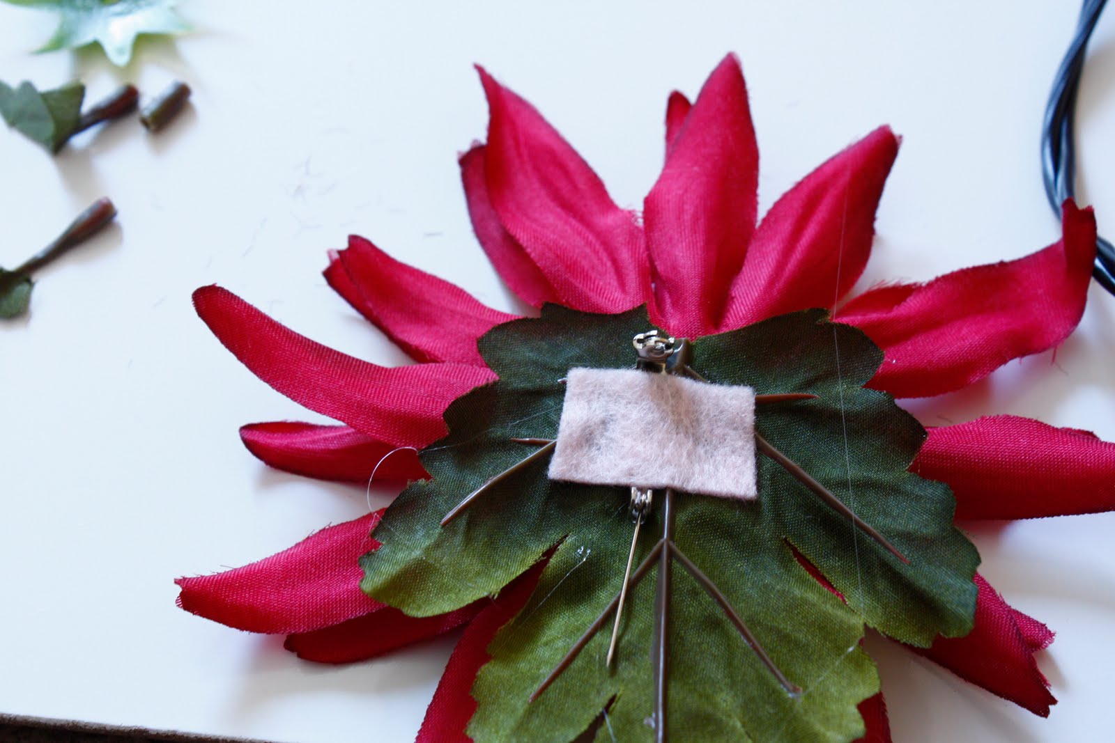 Zaaberry Super Easy Flower Pin