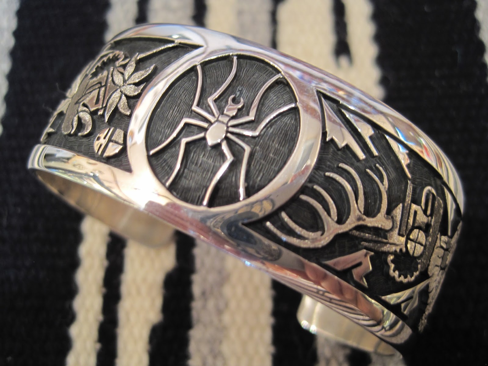 hopi スパイダー バングル ホピ族のブレスレット・バングル 〔アメリカ