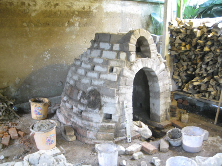 Gaya Ceramic Arts Center Bottle Kiln Building & Firing at Gaya CAC