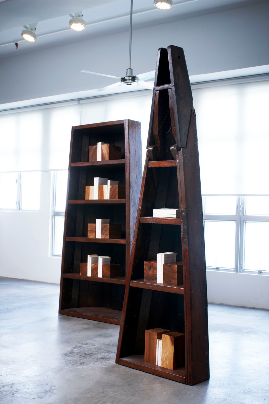 Homebuildlife Dragon Boat Furniture Collection