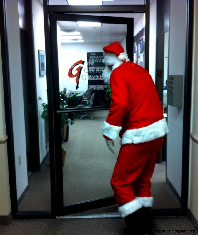 Twas the Last Day of Work Before Christmas   Gravitycast – The Twas the Last Day of Work Before Christmas   Gravitycast – The