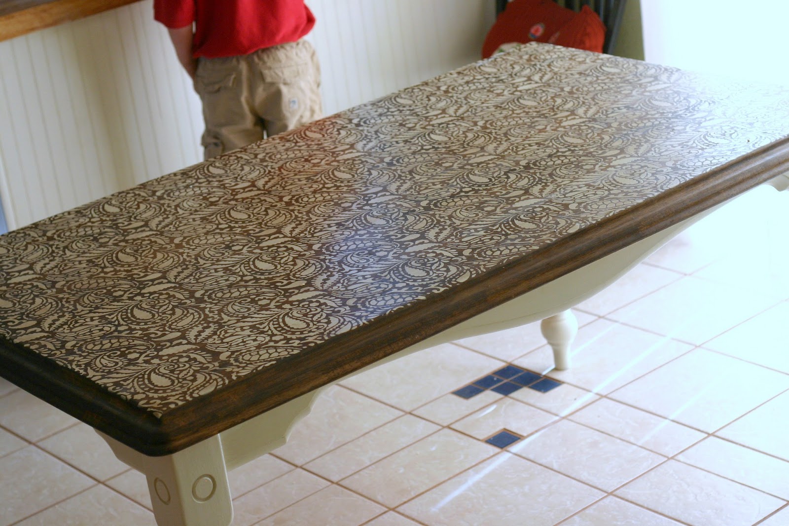 Li'l Buck's Creations Paisley Stencil Kitchen Table Makeover