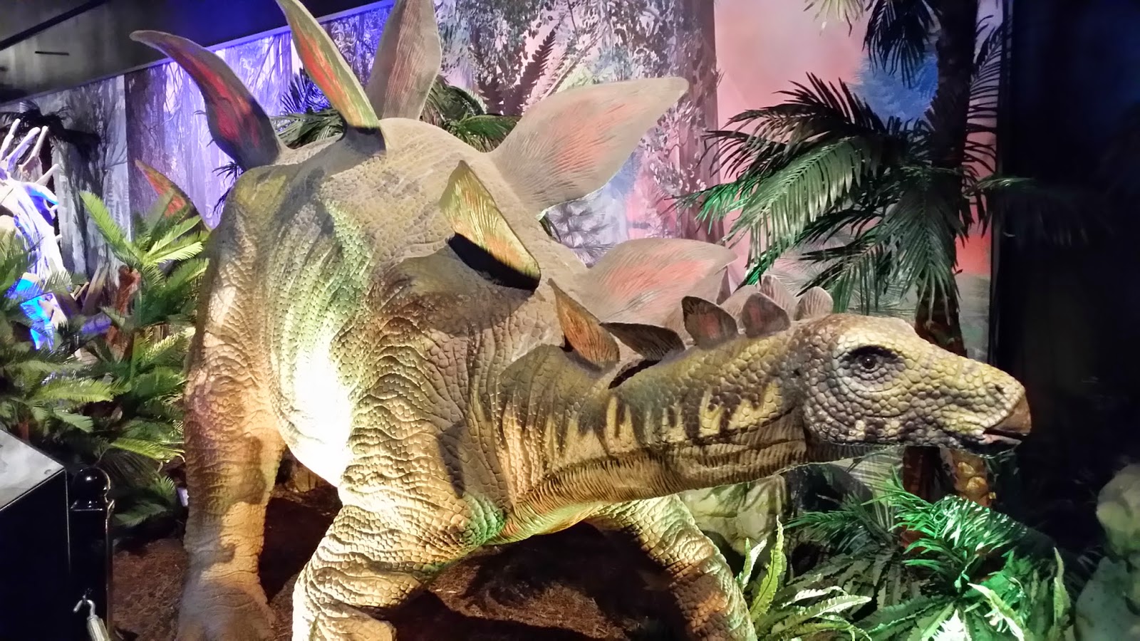 April's Homemaking Our OMSI Dinosaur Exhibit Outing