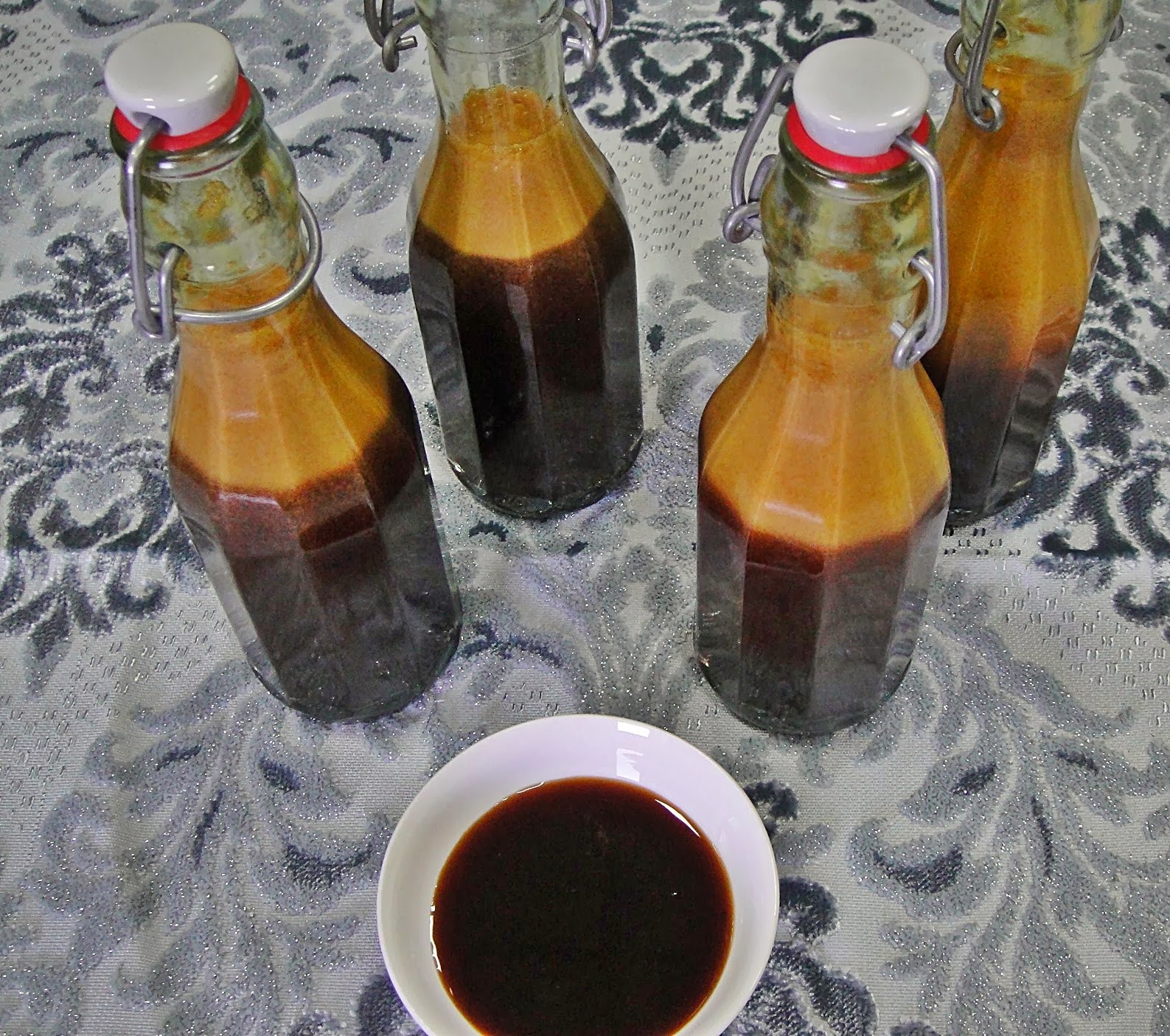 Maryam's Culinary Wonders 500. Date Molasses