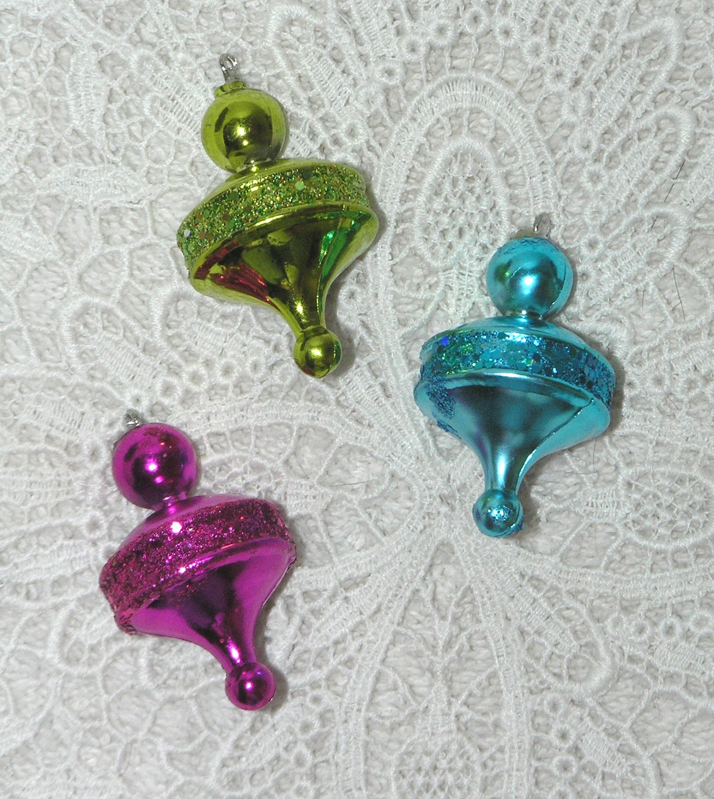 Kitty And Me Designs Crazy Quilt Blocks for Christmas Ornaments