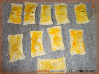 Tronchetti di pasta sfoglia con ripieno di marmellata di albicocche