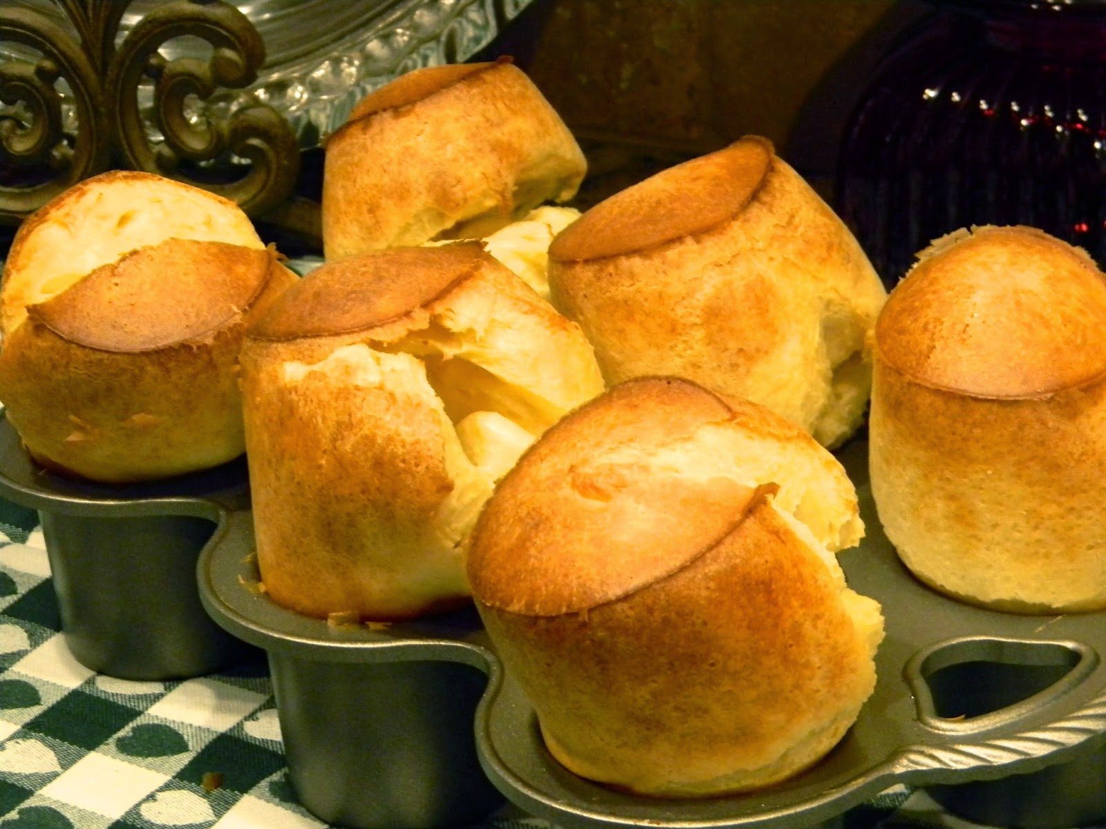 Popovers / Yorkshire Pudding