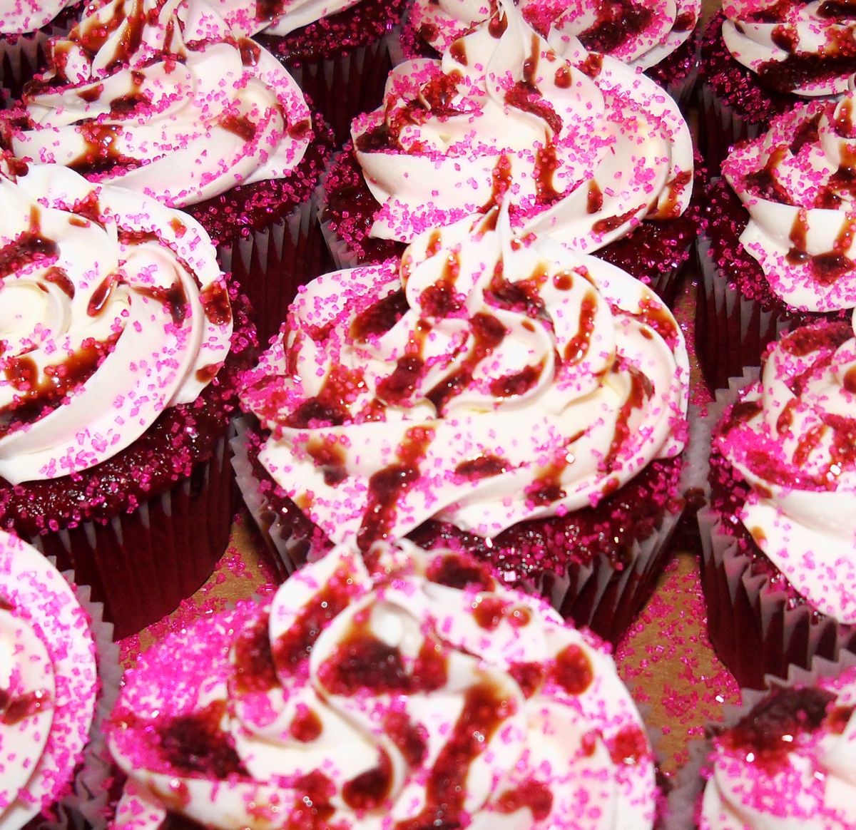 Cupcake Delivery Dallas Birthday, Wedding Cupcakes Dallas, TX Red