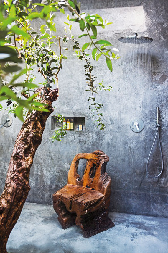 Showers with a rustic charm | Areias Do Seixo, Costa de Prata via Condé Nast Traveller