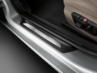 BMW-330e-42.jpg