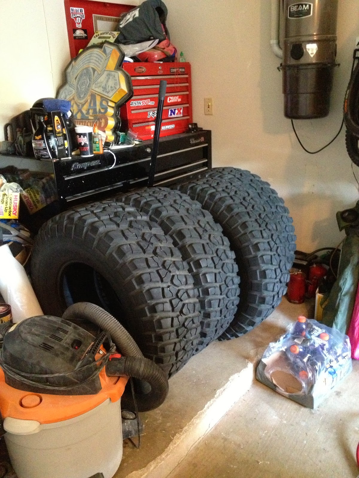 Axes & Irons OffRoad Bumper & fender Trim. 35in Tires.