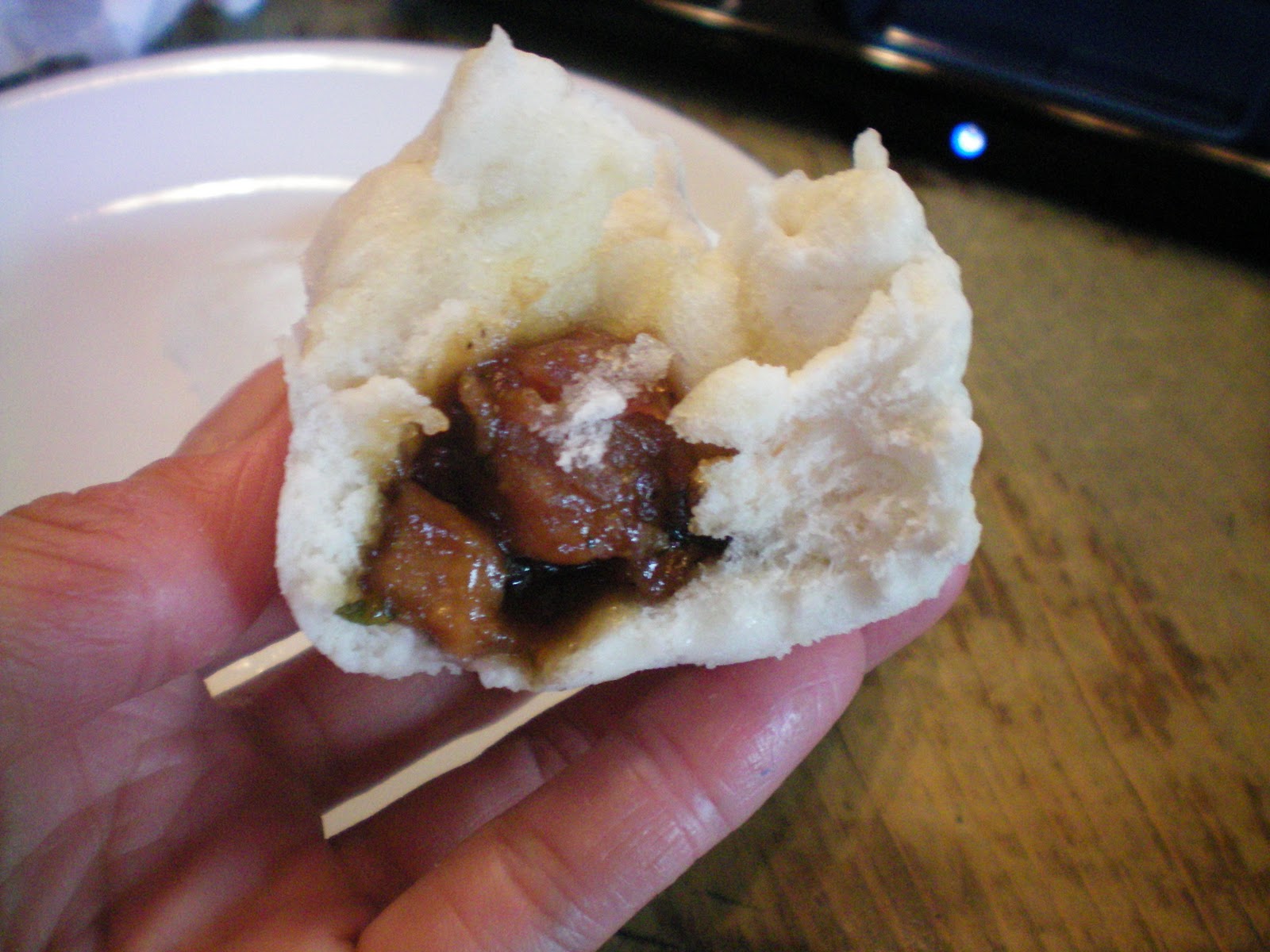 The new art of baking Steamed Meat Bun