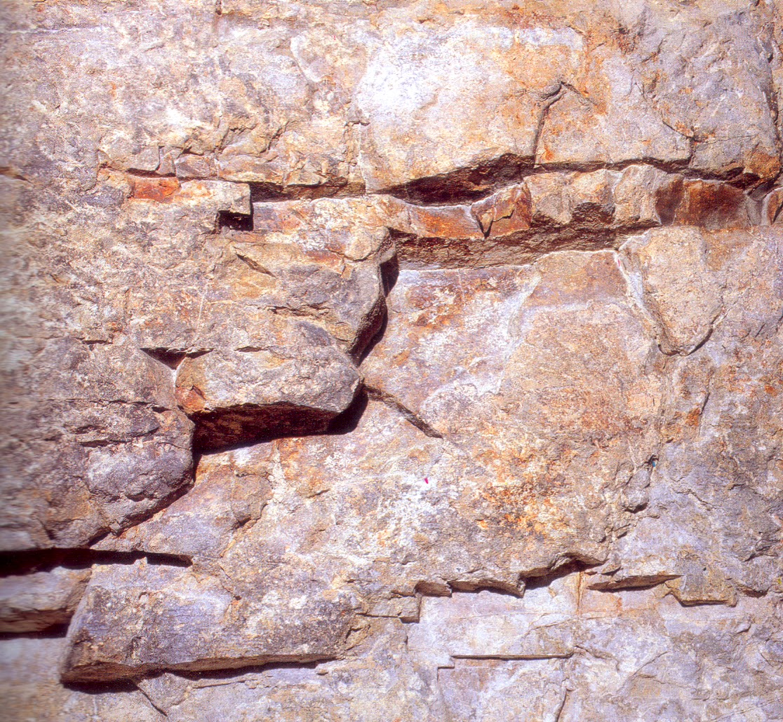 Técnica de execução de paredes de pedra