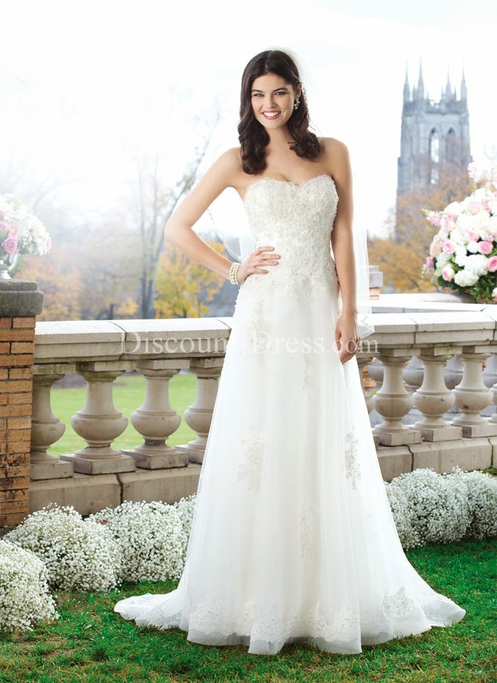  A line Floor Length Tulle Sweetheart Wedding Dress