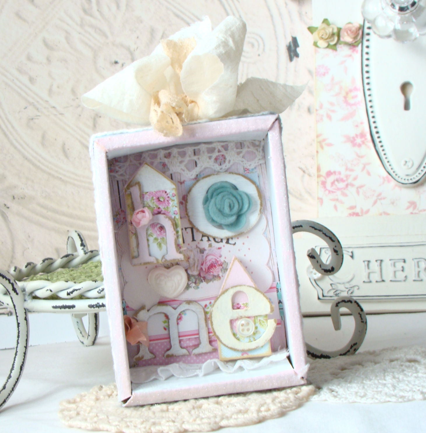 iralamija Mini Shadow Box