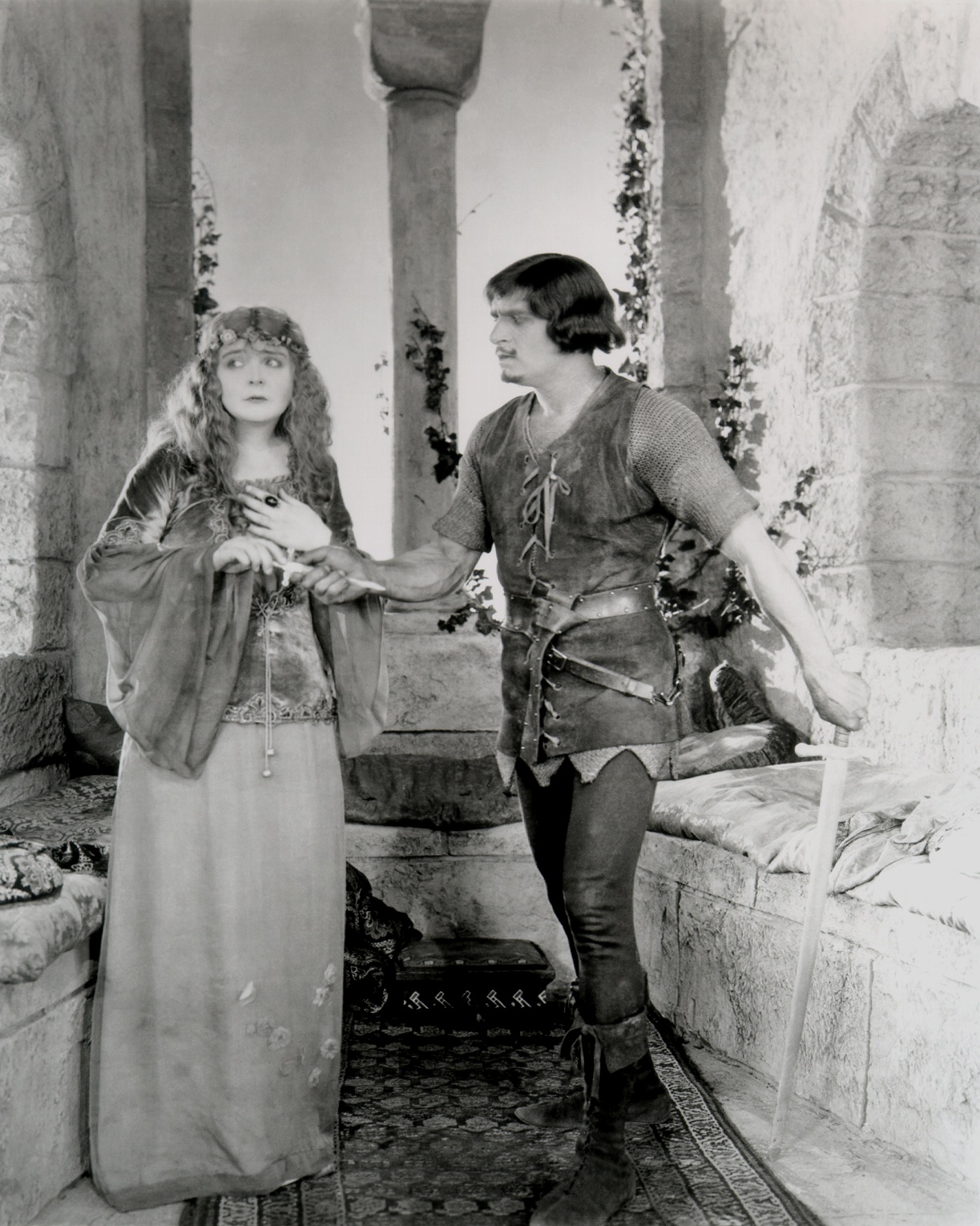 Mostly Movies Douglas Fairbanks in Robin Hood Movie Review