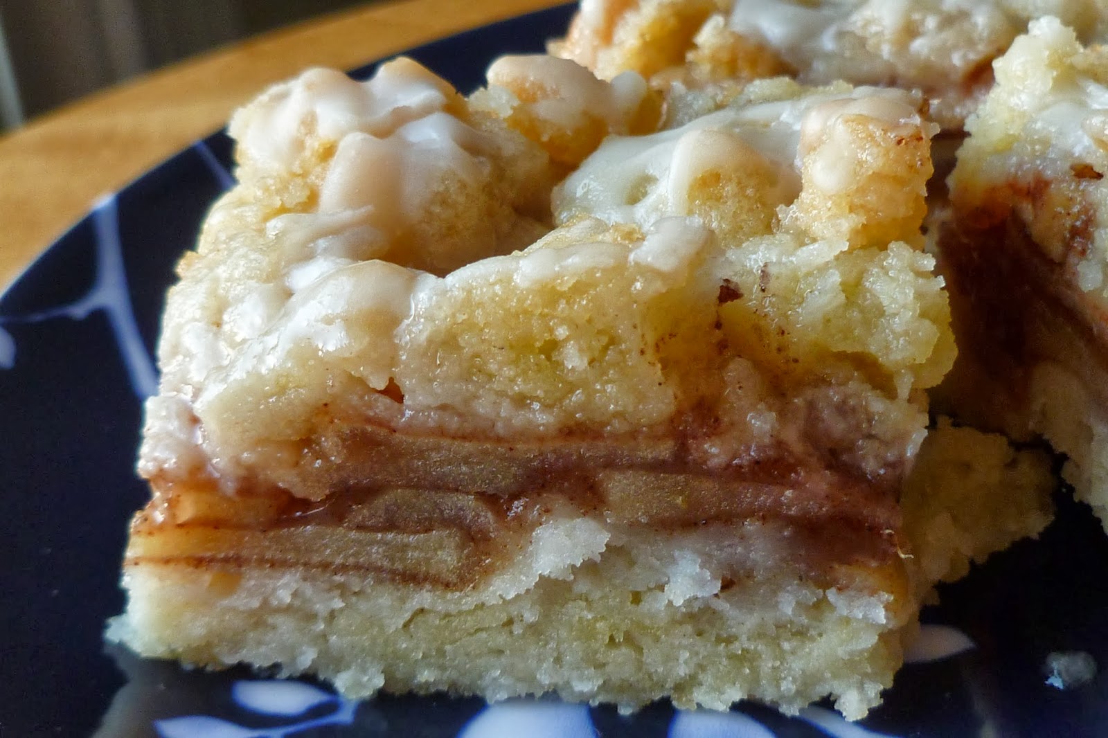 The Pastry Chef's Baking: Apple Streusel Bars