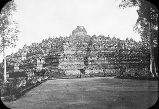 borobudur5 Foto Candi Borobudur saat Pertama Kali Ditemukan