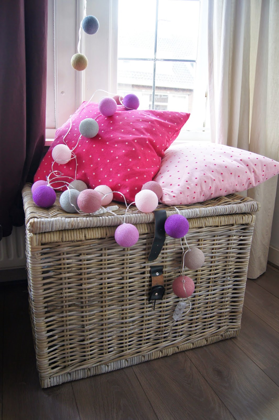 It Made My Day COTTON BALL LIGHTS