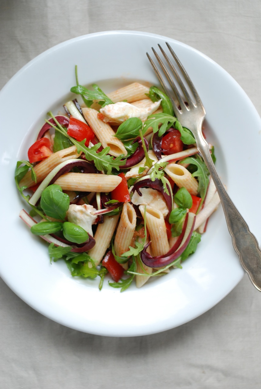 In de keuken: penne met radicchio en tomatensalsa Keuken rode pasta